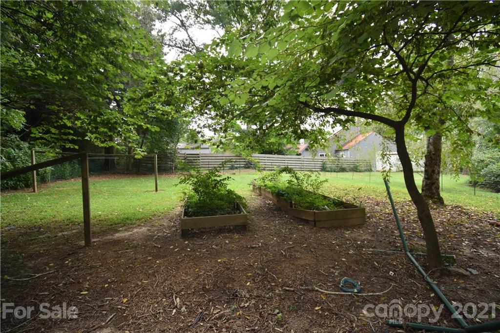 73 Dillingham Road Asheville, NC 28805 - Photo 27 of 35 Gallery Image 27