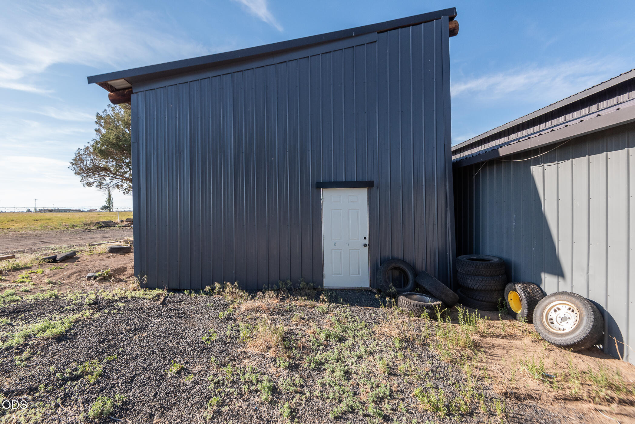 26275 Willard Road Bend, OR 97701 - Photo 41 of 68