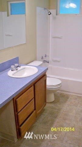 17210 Sargent Road Southwest Rochester, WA 98579 - Photo 3 of 14