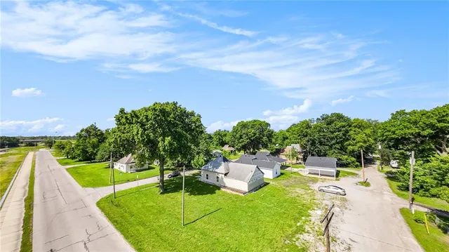 $59,000 | 613 East 9th Street, Pittsburg, KS 66762