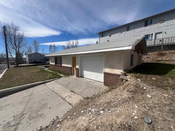 $104,900 | 216 South 13 Street, Riverton, WY 82501