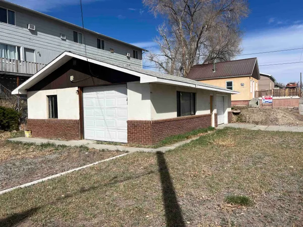 $104,900 | 216 South 13 Street, Riverton, WY 82501
