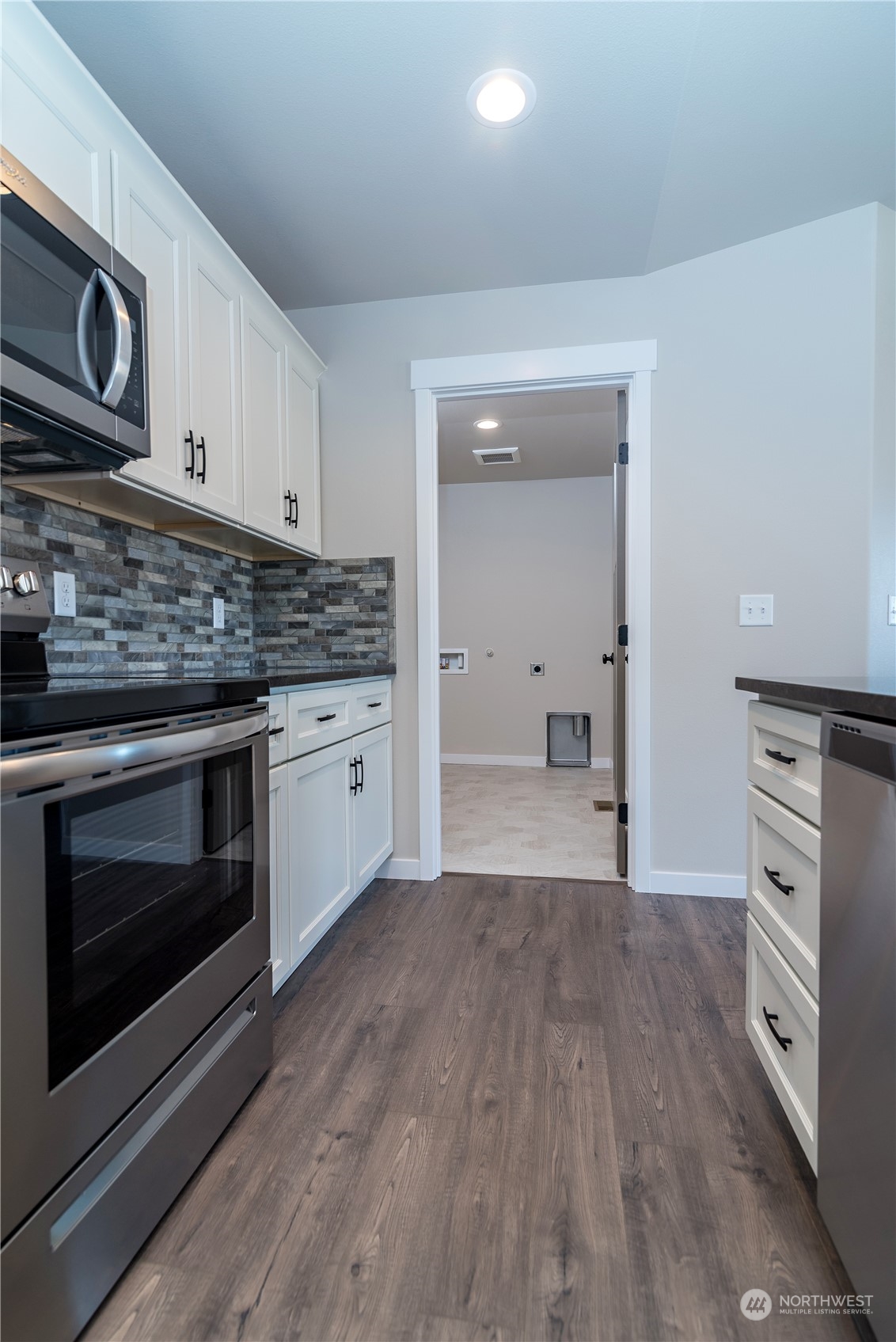 421 R Street Southwest Quincy, WA 98848 - Photo 5 of 25 Gallery Image 5