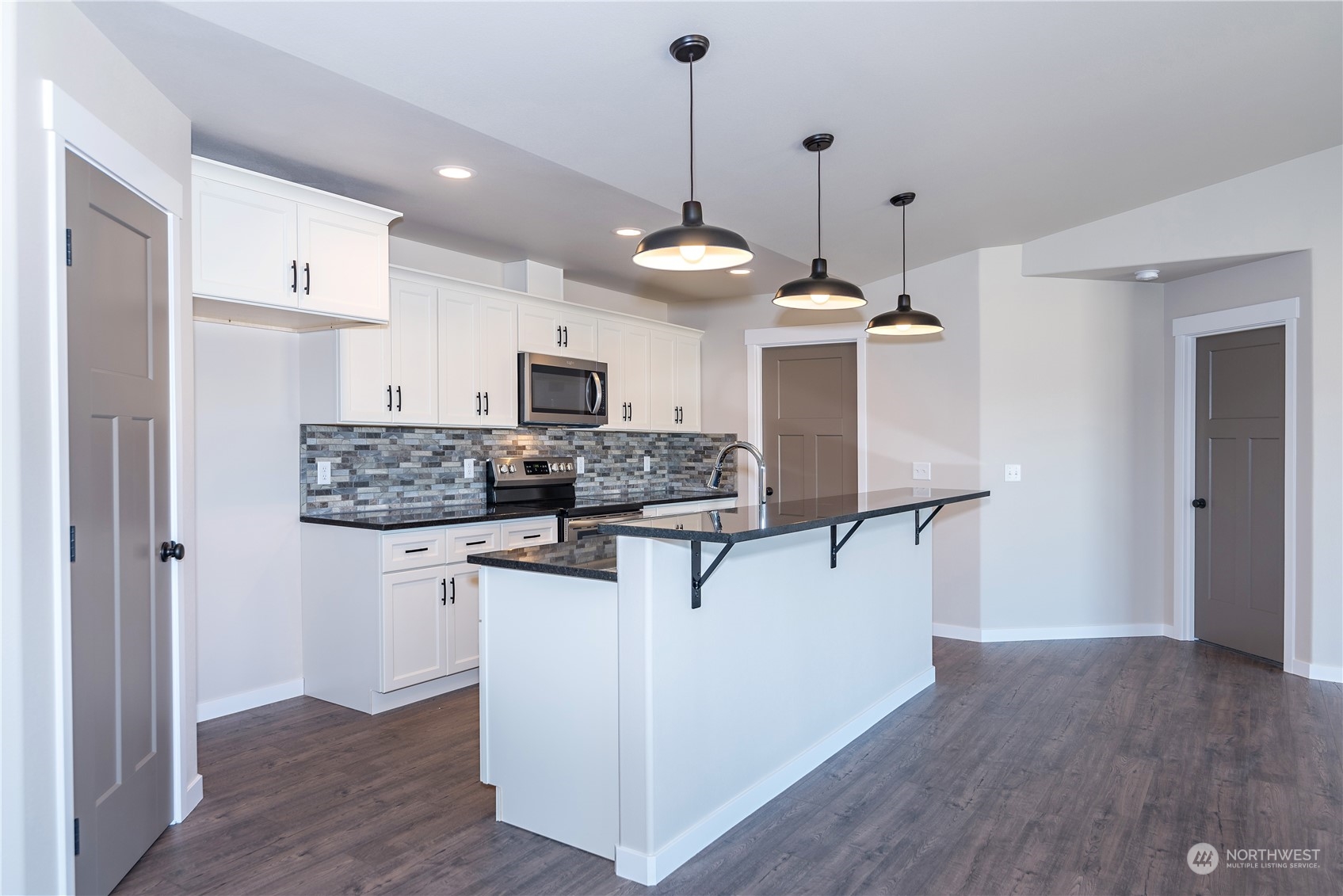 421 R Street Southwest Quincy, WA 98848 - Photo 8 of 25 Gallery Image 8