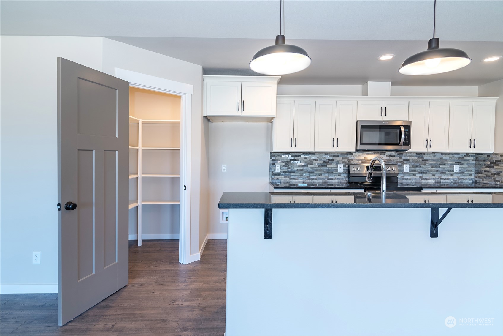 421 R Street Southwest Quincy, WA 98848 - Photo 9 of 25 Gallery Image 9