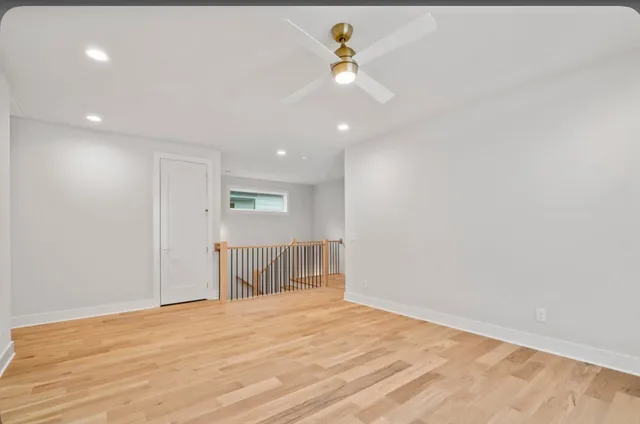 $649,900 | 525 Lockard Lane, Highwood, IL 60040