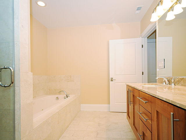 1323 Maple Avenue, Unit 3NW Evanston, IL 60201 - Photo 14 of 16