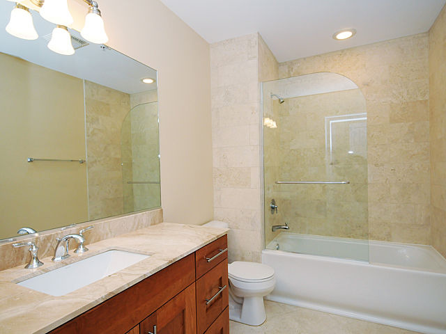 1323 Maple Avenue, Unit 3NW Evanston, IL 60201 - Photo 5 of 16