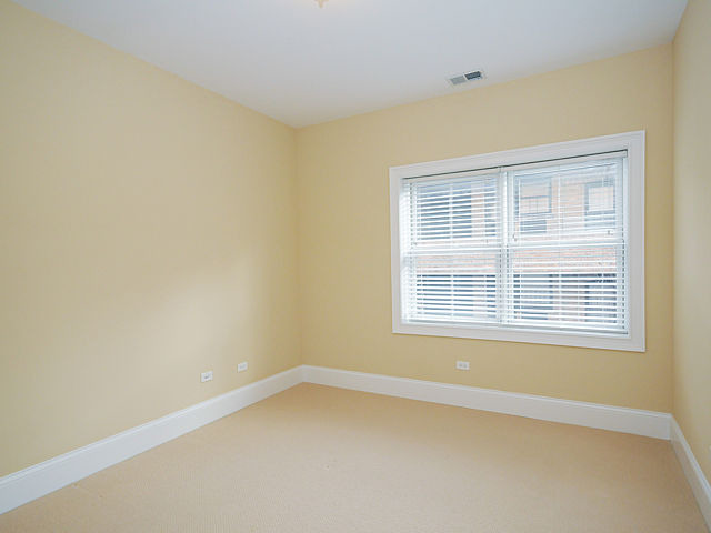 1323 Maple Avenue, Unit 3NW Evanston, IL 60201 - Photo 6 of 16