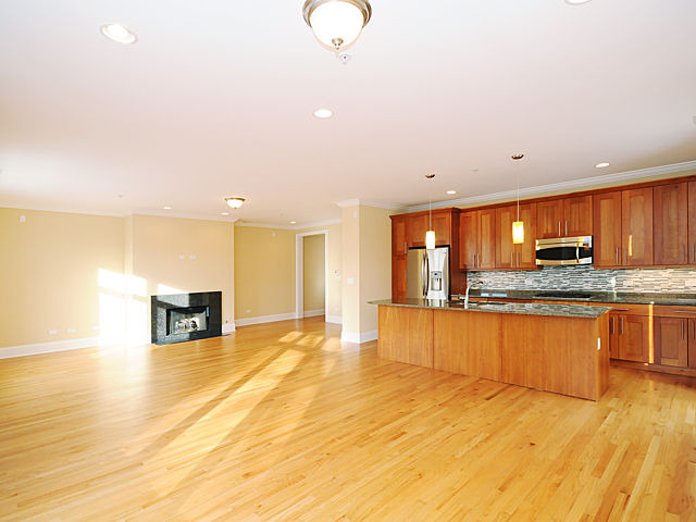 1323 Maple Avenue, Unit 3NW Evanston, IL 60201 - Photo 10 of 16