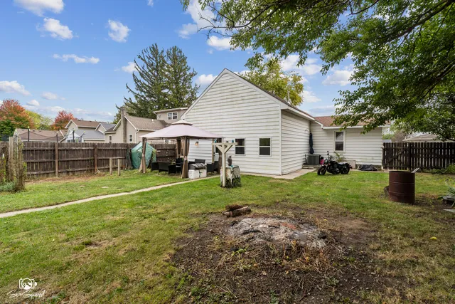 $215,000 | 160 Lemmon Street, South Wilmington, IL 60474