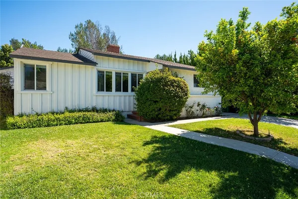 $5,500 | 5840 Allott Avenue, Van Nuys, CA 91401