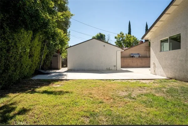 $5,500 | 5840 Allott Avenue, Van Nuys, CA 91401
