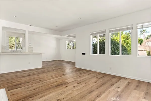 $5,500 | 5840 Allott Avenue, Van Nuys, CA 91401