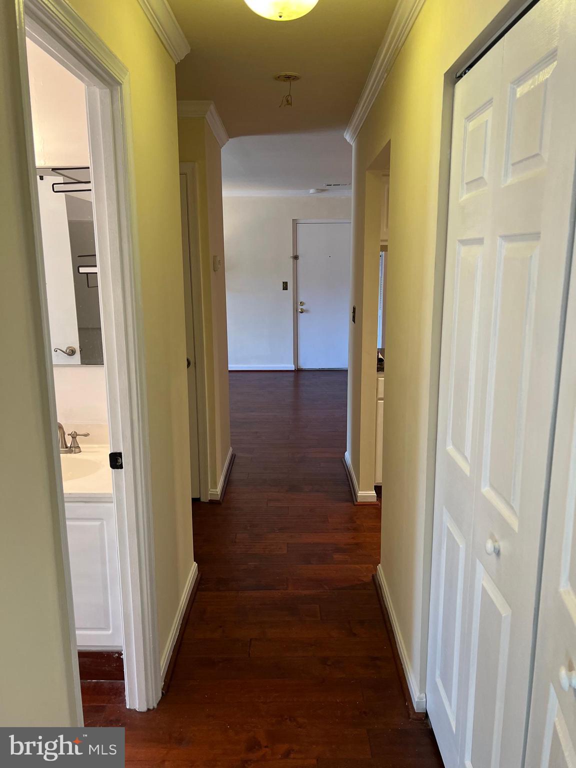 18336 Streamside Drive, Unit 304 Gaithersburg, MD 20879 - Photo 14 of 32