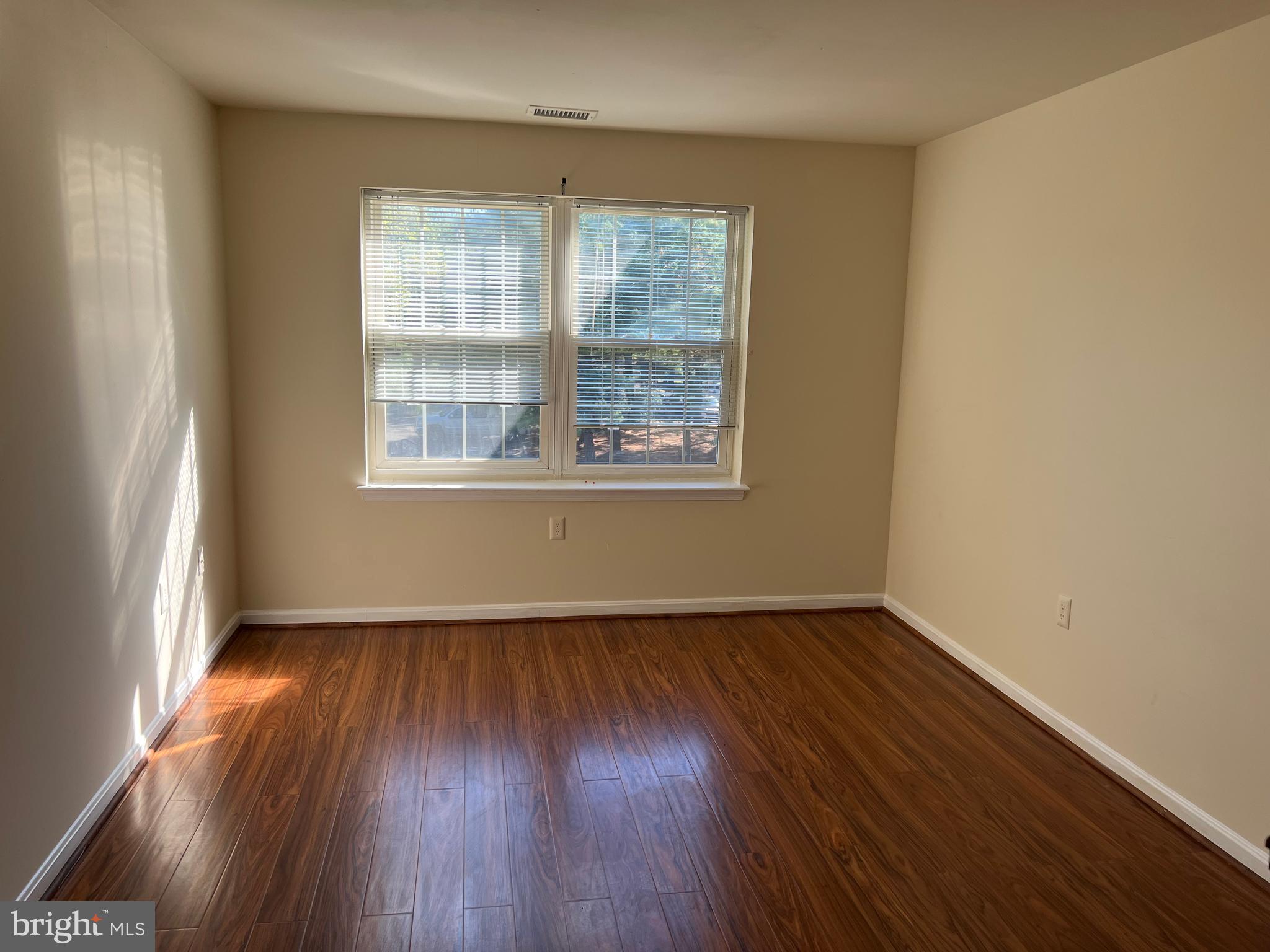 18336 Streamside Drive, Unit 304 Gaithersburg, MD 20879 - Photo 15 of 32