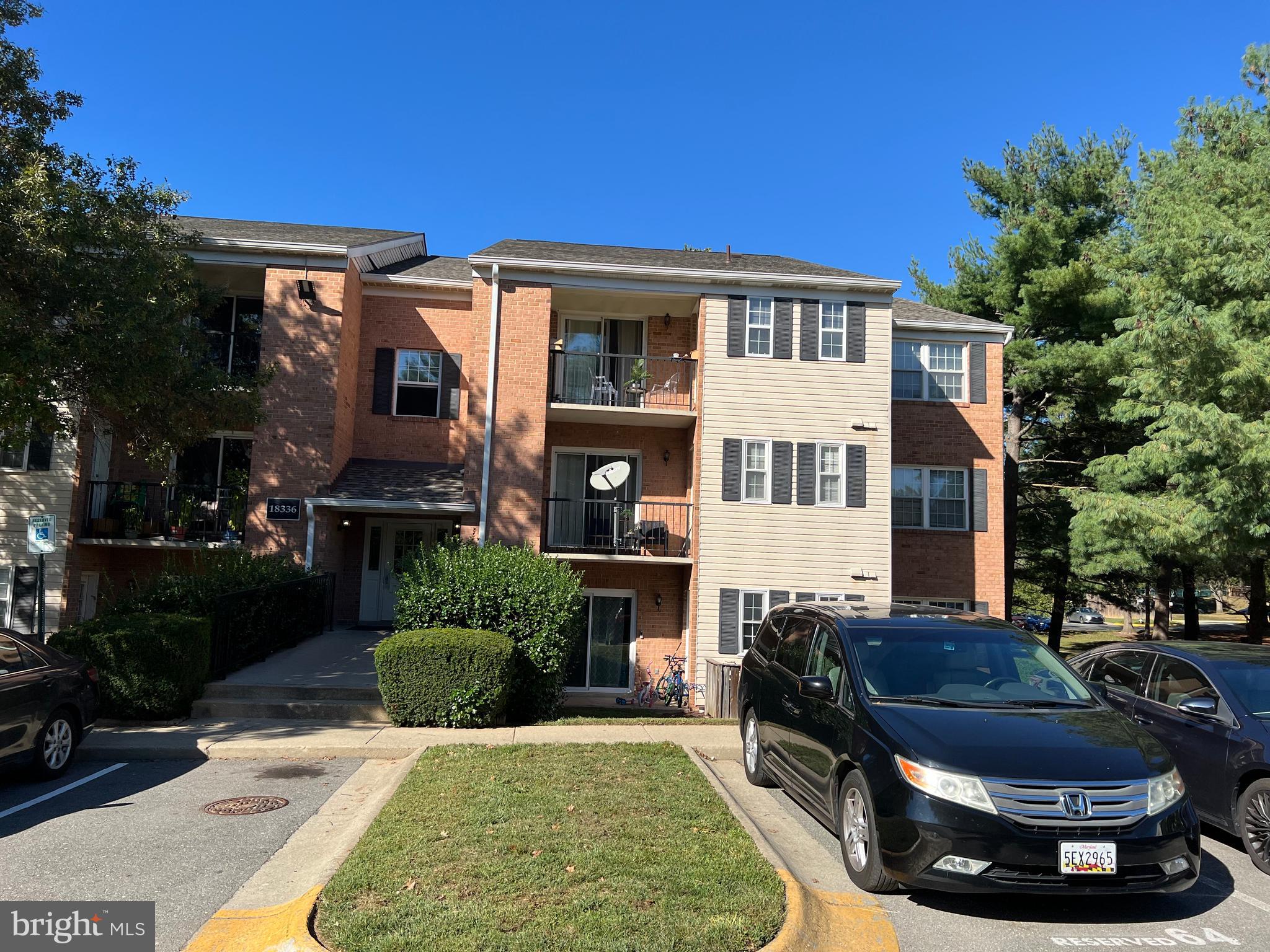 18336 Streamside Drive, Unit 304 Gaithersburg, MD 20879 - Photo 22 of 32