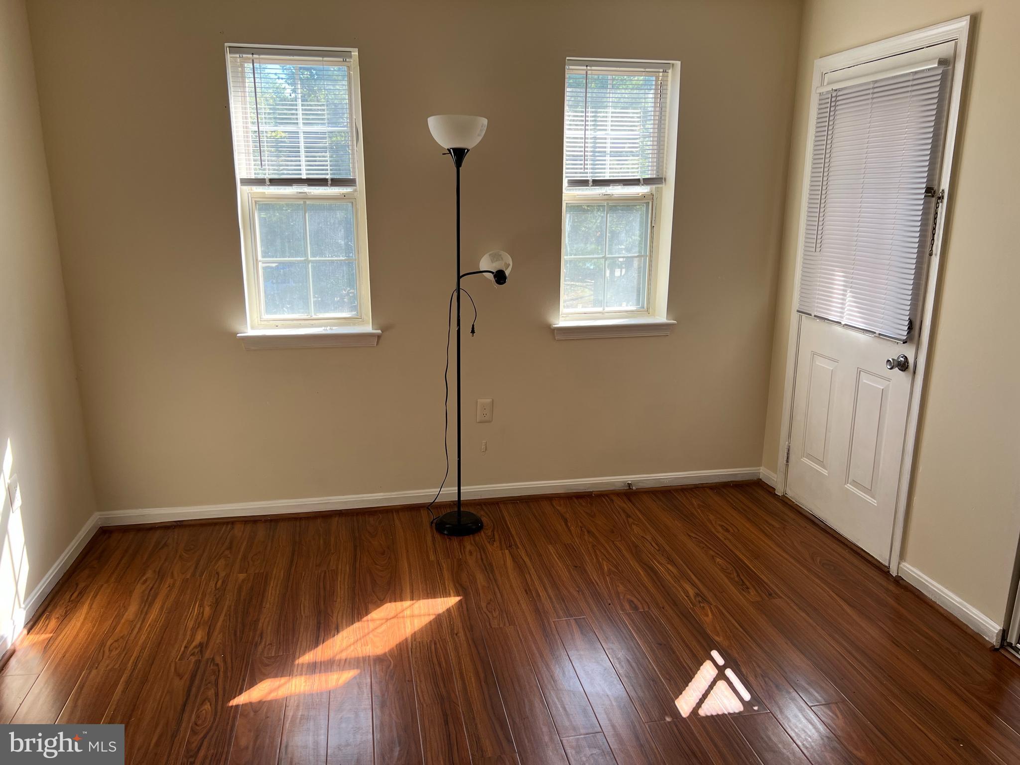 18336 Streamside Drive, Unit 304 Gaithersburg, MD 20879 - Photo 8 of 32