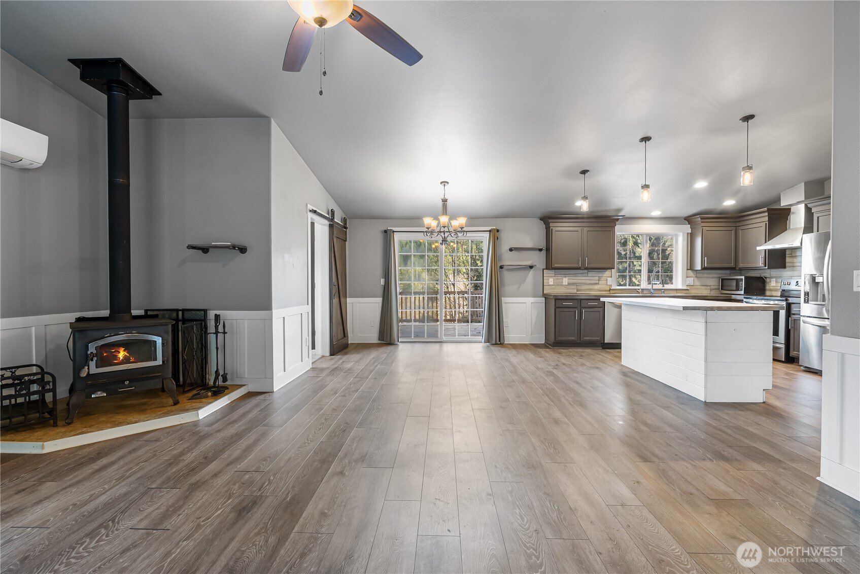 159 Salzer Road Centralia, WA 98531 - Photo 2 of 40 a view of kitchen with refrigerator stove microwave and cabinets