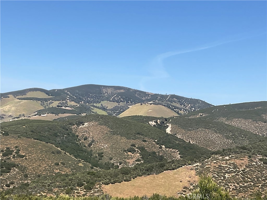105 Paulsen Road King City, CA 93930 - Photo 11 of 25 a view of a mountain range in a cloudy sky