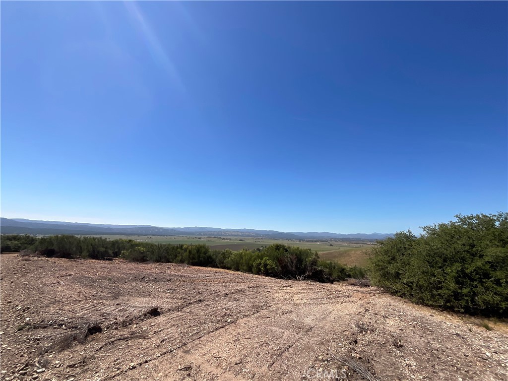 105 Paulsen Road King City, CA 93930 - Photo 17 of 25 a view of beach and sunset