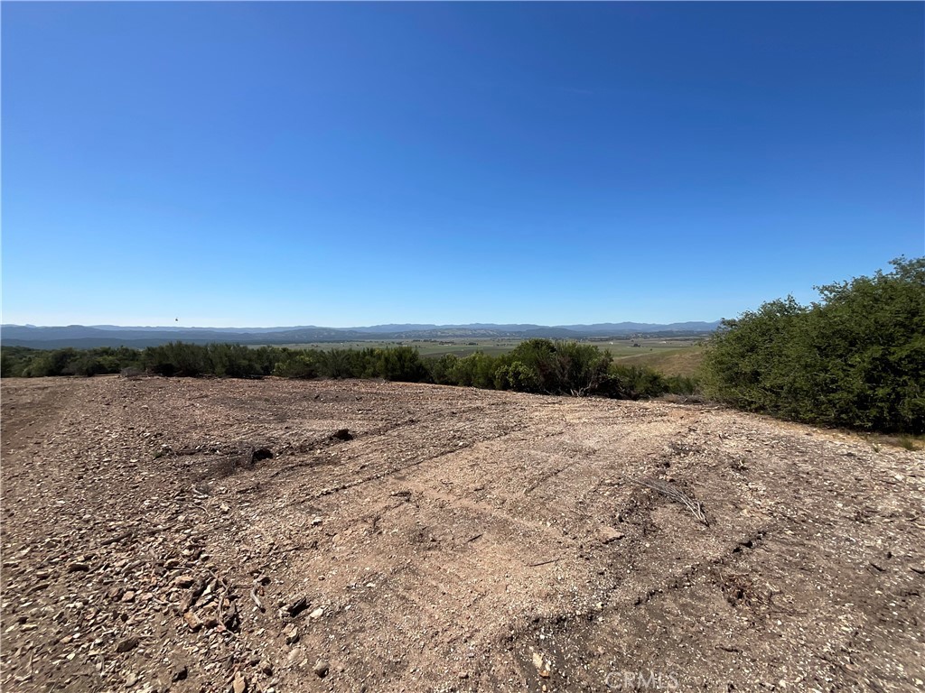 105 Paulsen Road King City, CA 93930 - Photo 18 of 25 a view of outdoor space and yard