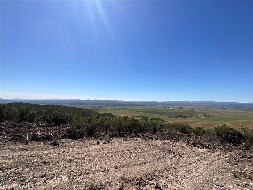 105 Paulsen Road King City, CA 93930 - Photo 8 of 25 a view of ocean view with beach