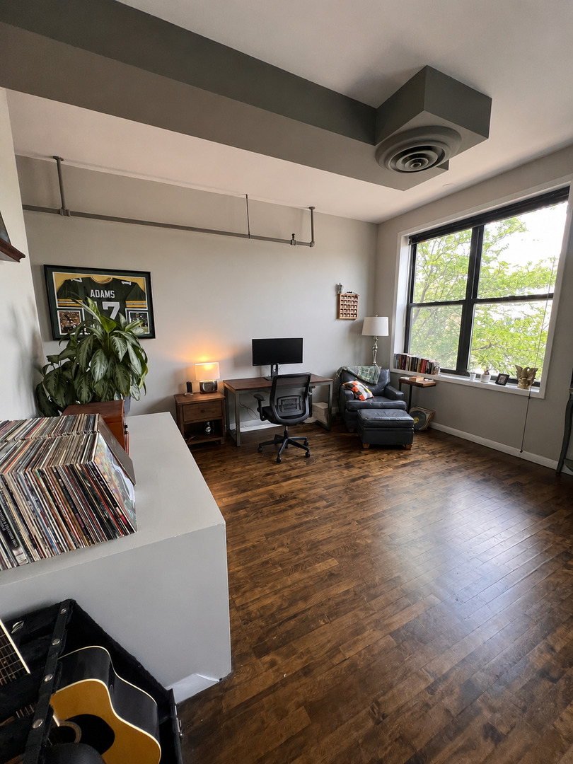 2013 West Division Street, Unit 2E Chicago, IL 60622 - Photo 6 of 13