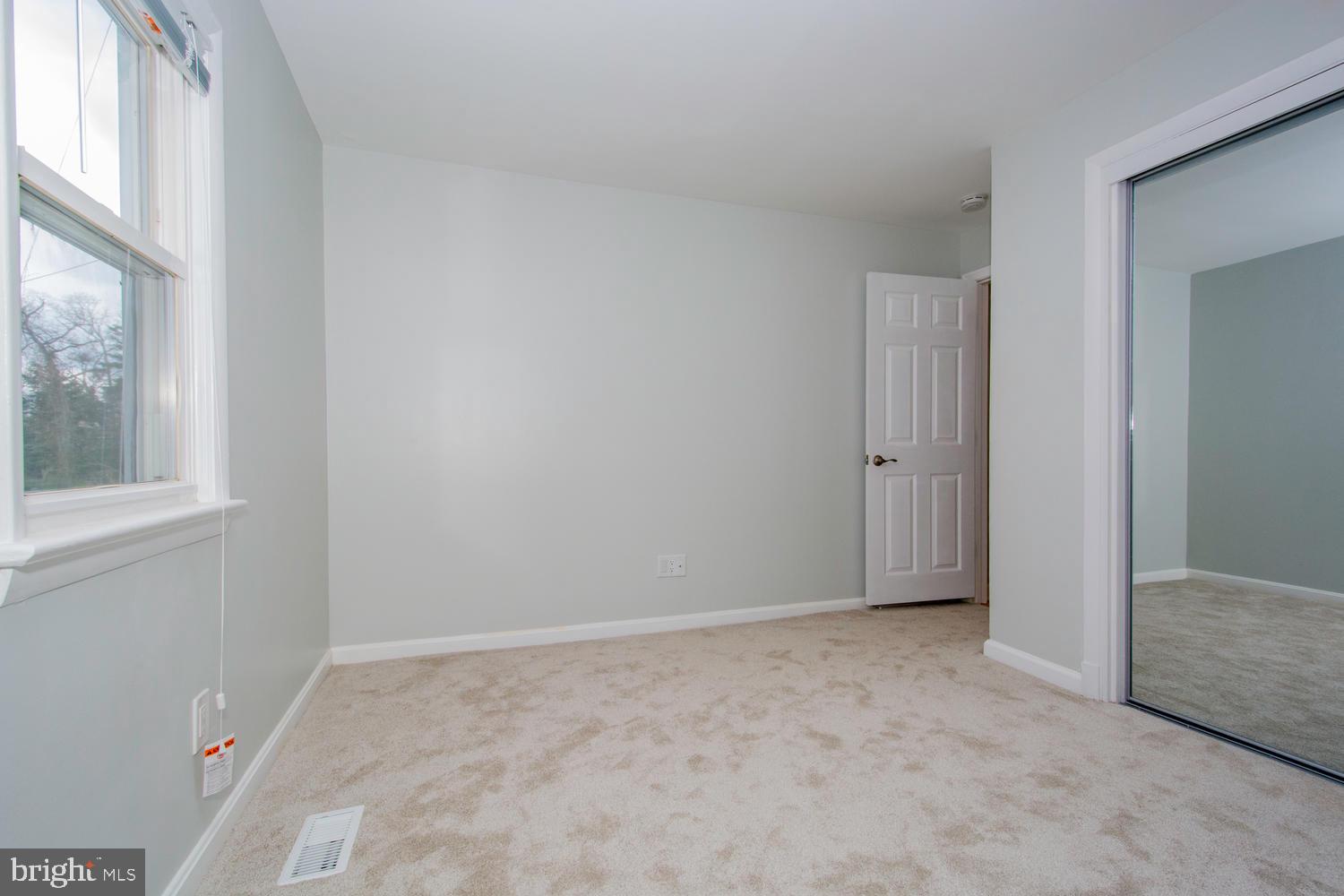 7732 West A W Shore Road Pasadena, MD 21122 - Photo 20 of 43 Main Level Bedroom