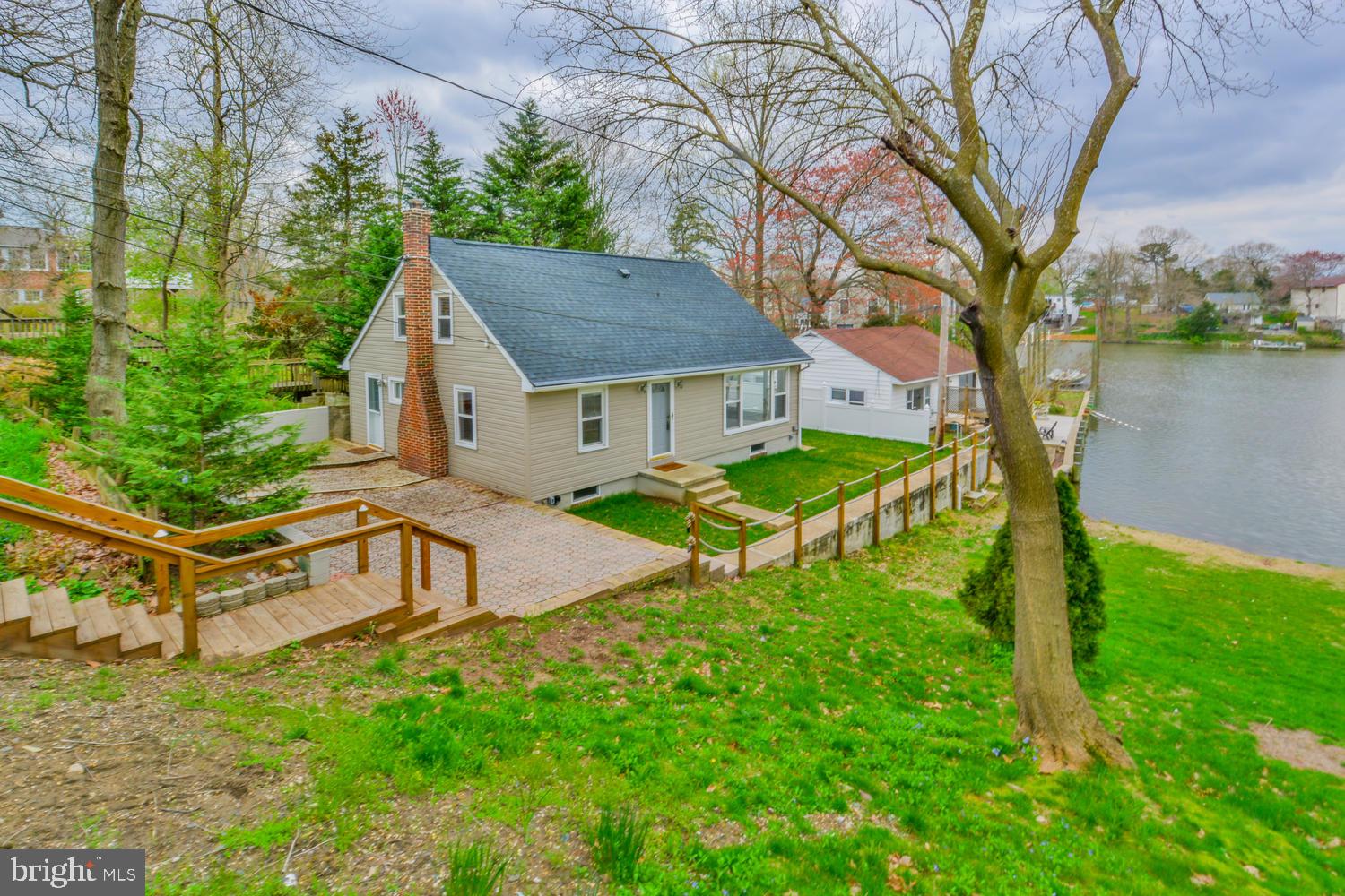 7732 West A W Shore Road Pasadena, MD 21122 - Photo 3 of 43
