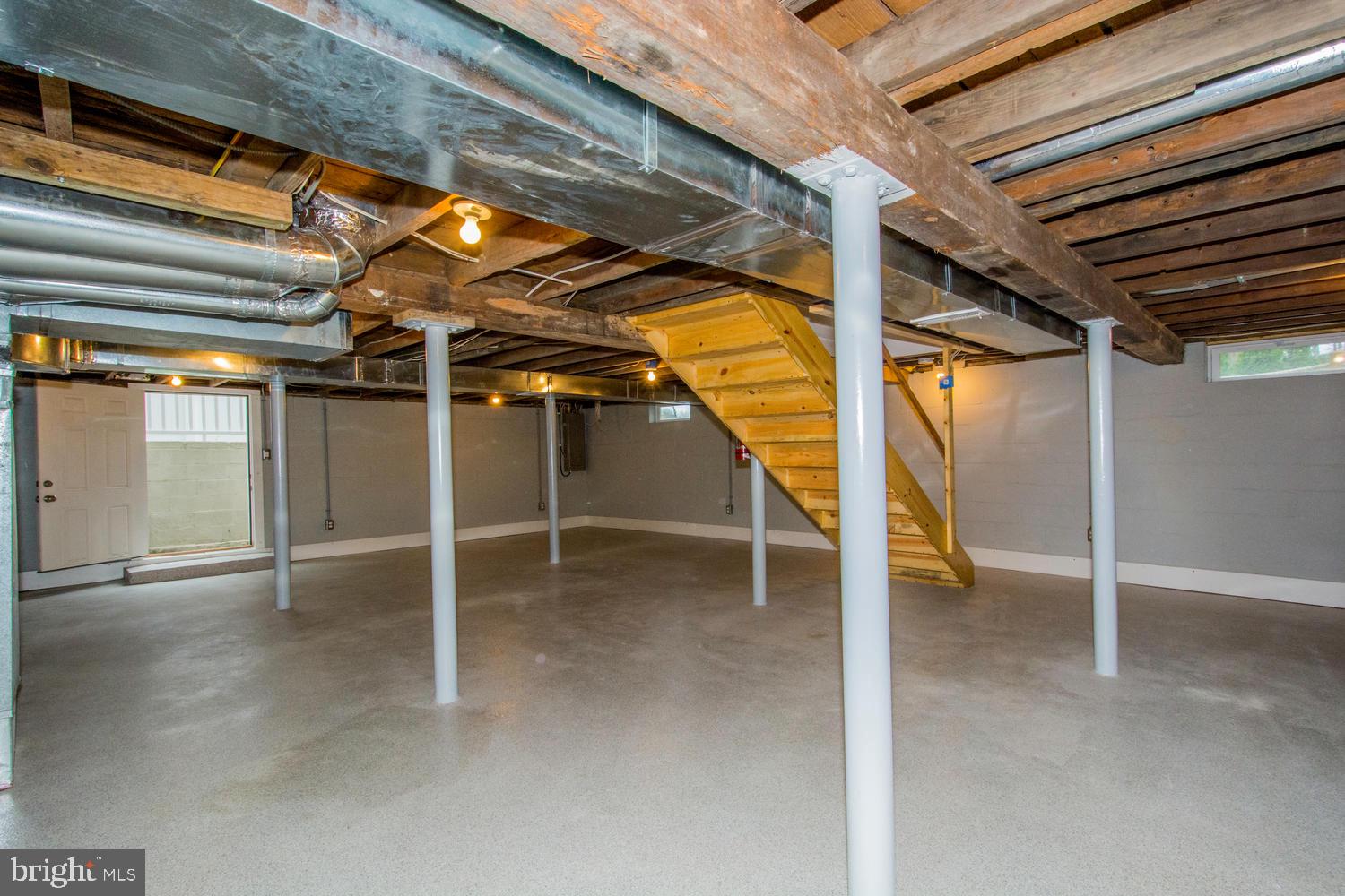 7732 West A W Shore Road Pasadena, MD 21122 - Photo 34 of 43 Basement