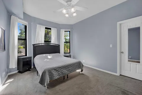 $599,000 | 1712 West Wilson Avenue, Unit 3E, Chicago, IL 60640