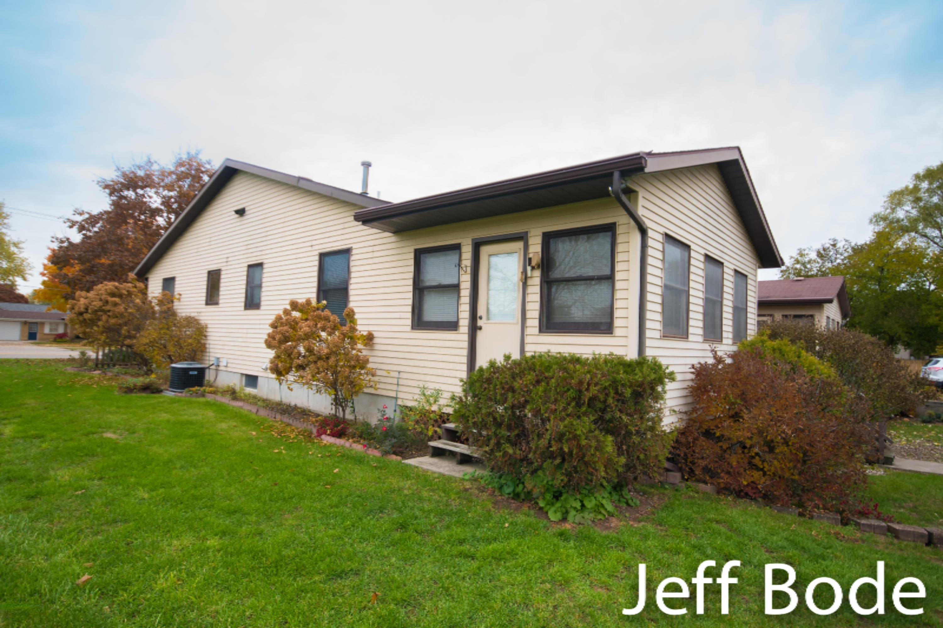 2326 Baldwin Street Jenison, MI 49428 - Photo 4 of 61 KHP_6842