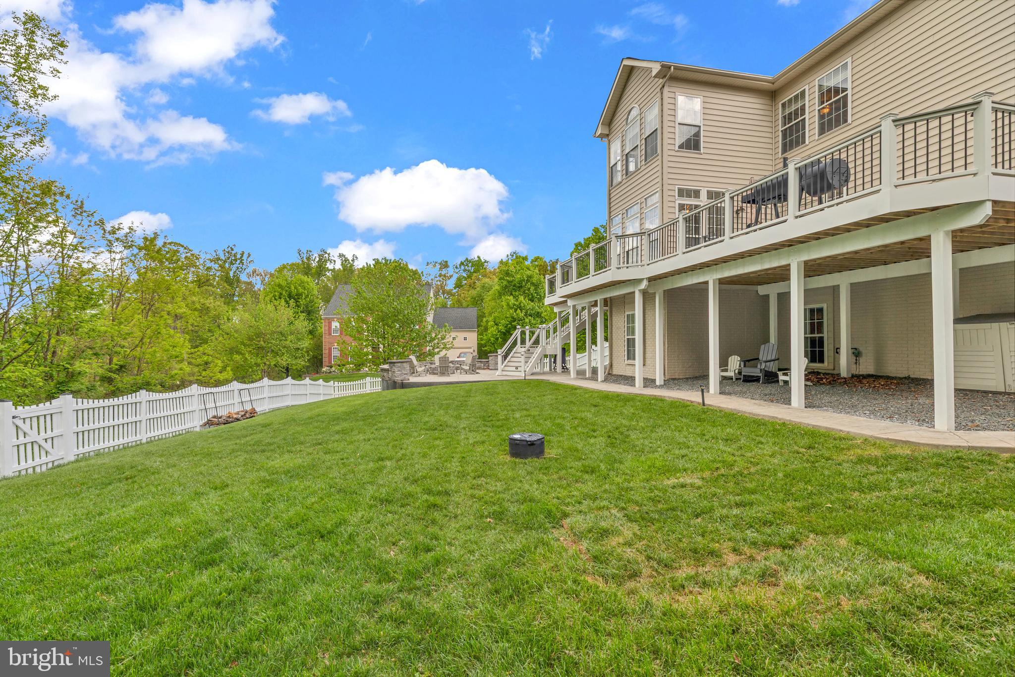 20967 Oneills Way Leesburg, VA 20175 - Photo 66 of 90 Let's about the Backyard!