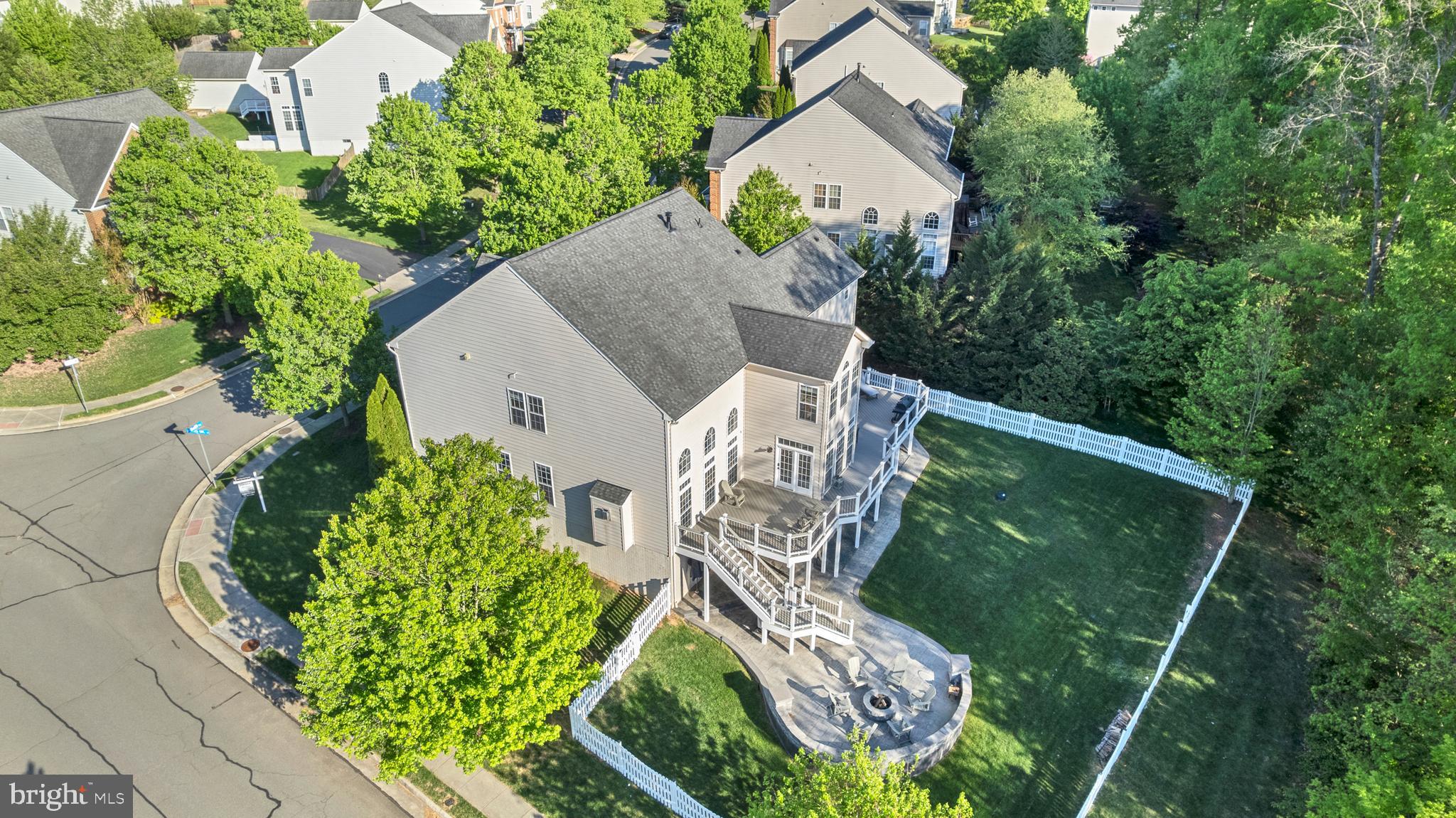 20967 Oneills Way Leesburg, VA 20175 - Photo 81 of 90 Drone View of the House surrounded by Privacy