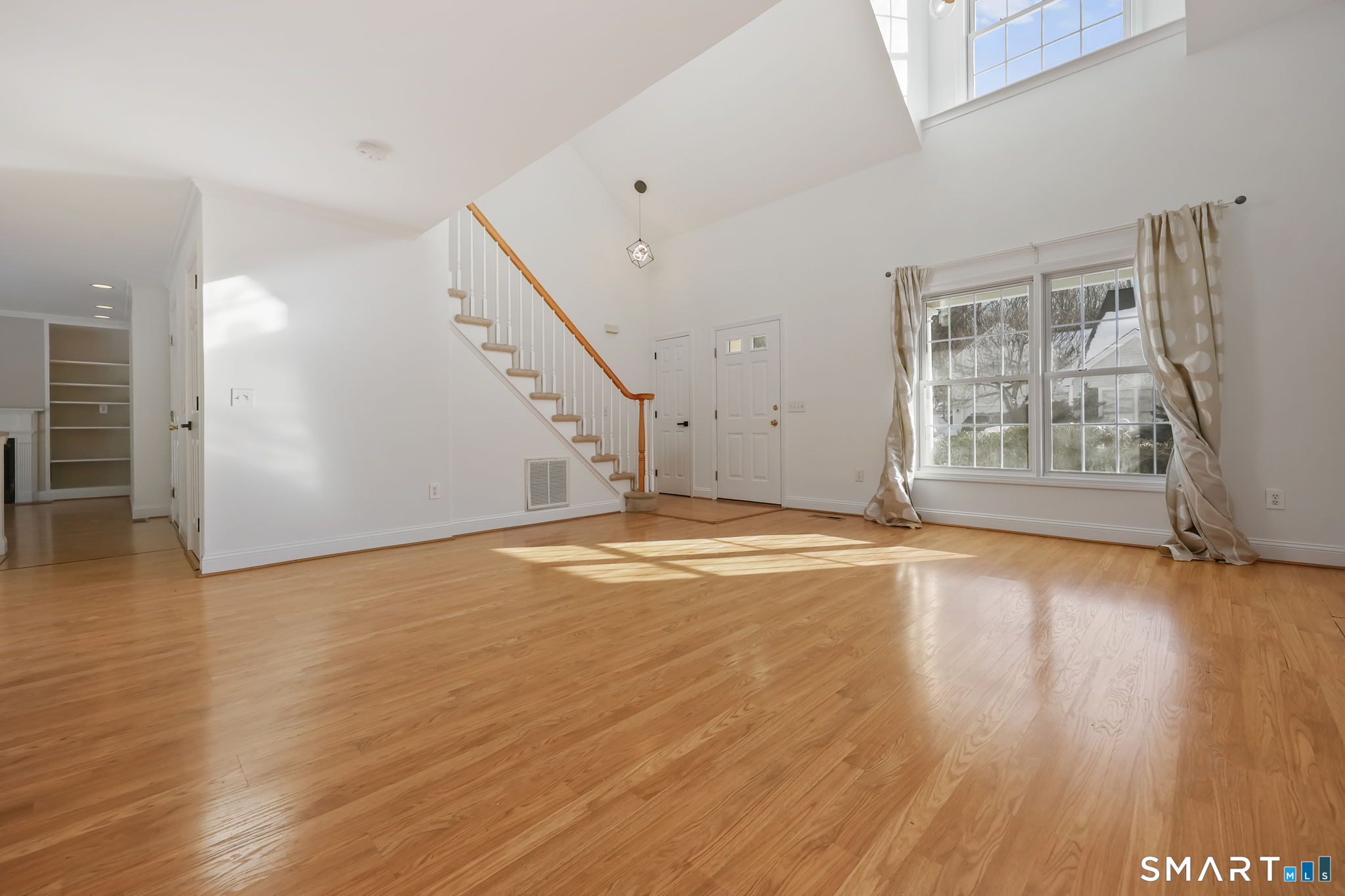 2 Village Court, Unit 2 Wilton, CT 06897 - Photo 2 of 37