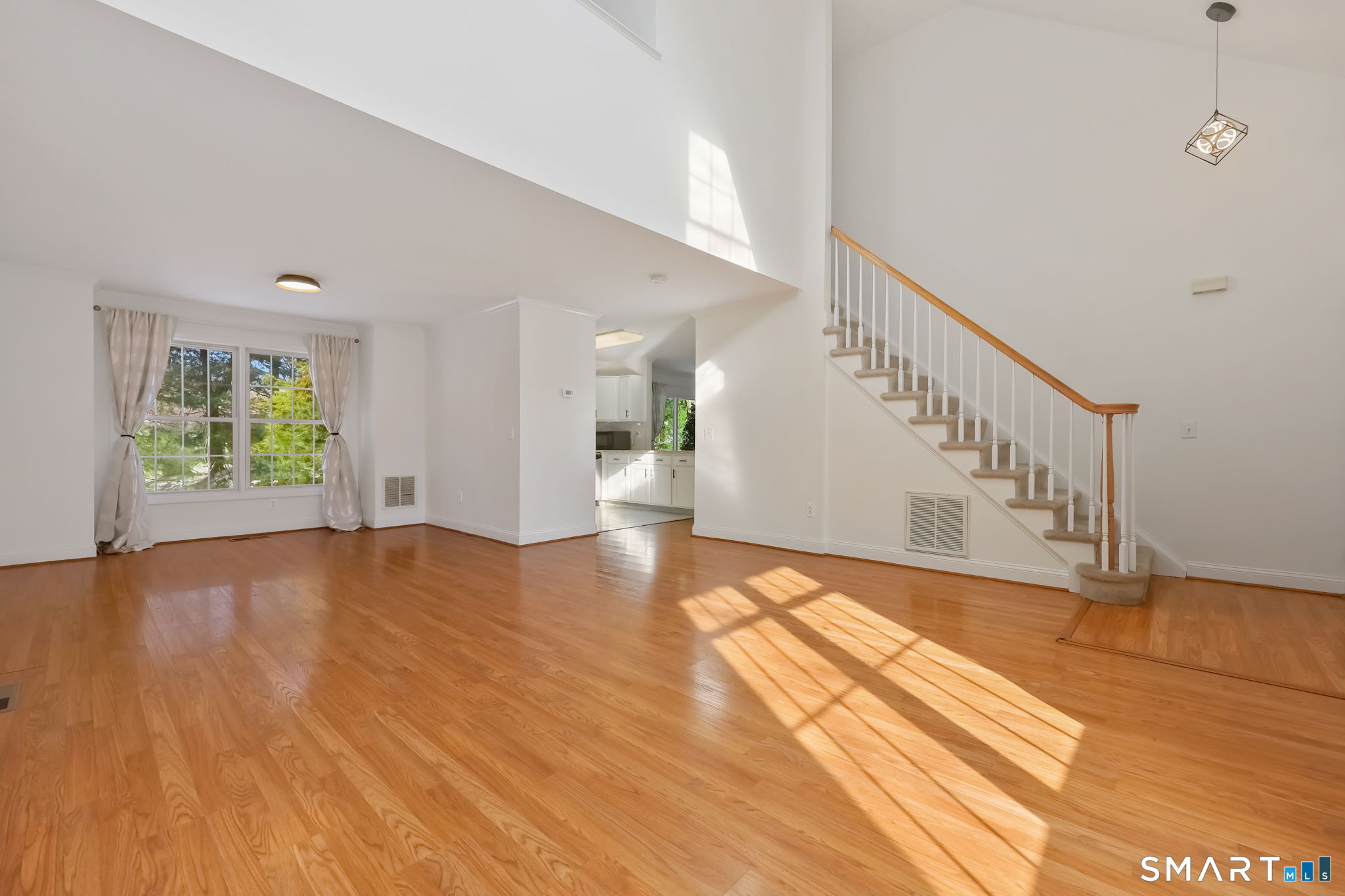 2 Village Court, Unit 2 Wilton, CT 06897 - Photo 3 of 37