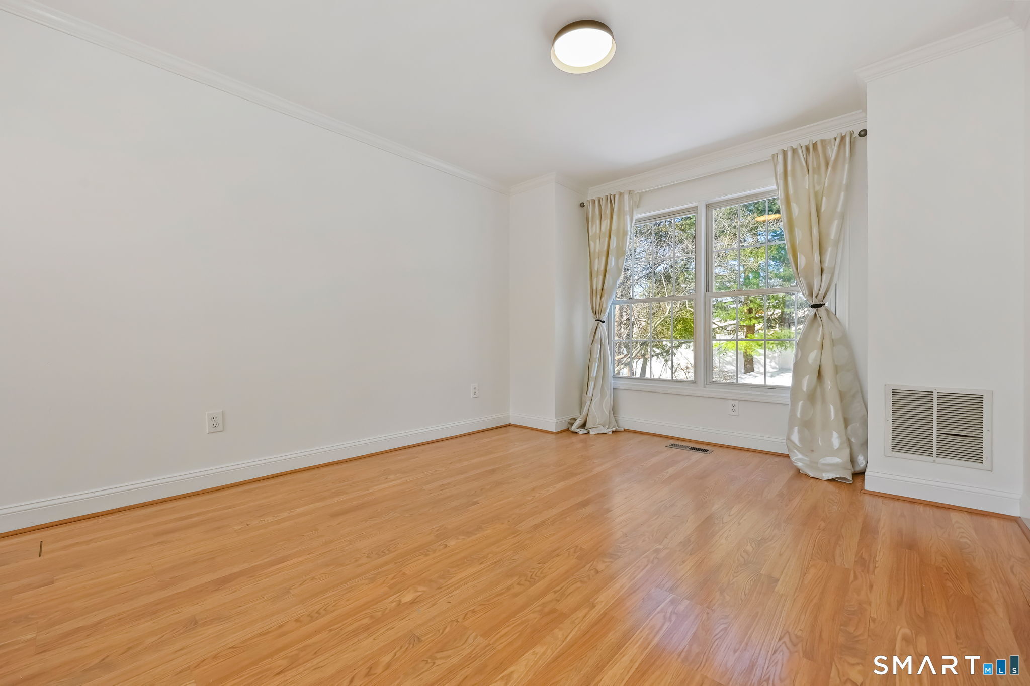 2 Village Court, Unit 2 Wilton, CT 06897 - Photo 7 of 37