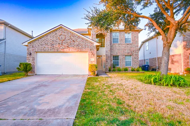 $2,000 | 18206 Bonham Oaks Court, Richmond, TX 77407