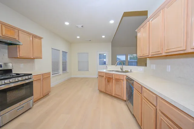 $2,000 | 18206 Bonham Oaks Court, Richmond, TX 77407