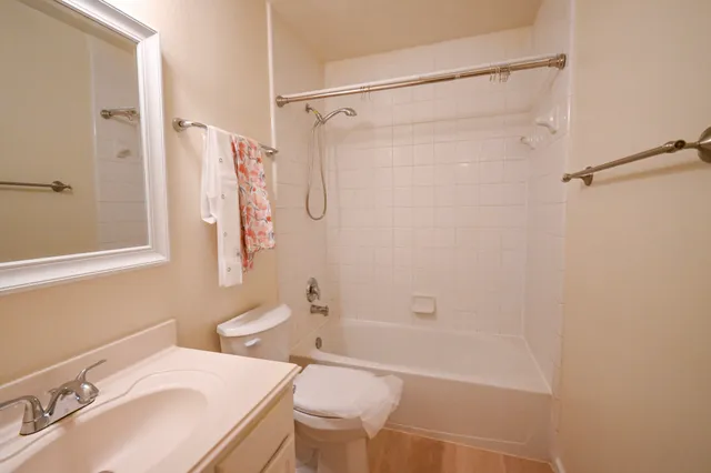 $2,000 | 18206 Bonham Oaks Court, Richmond, TX 77407