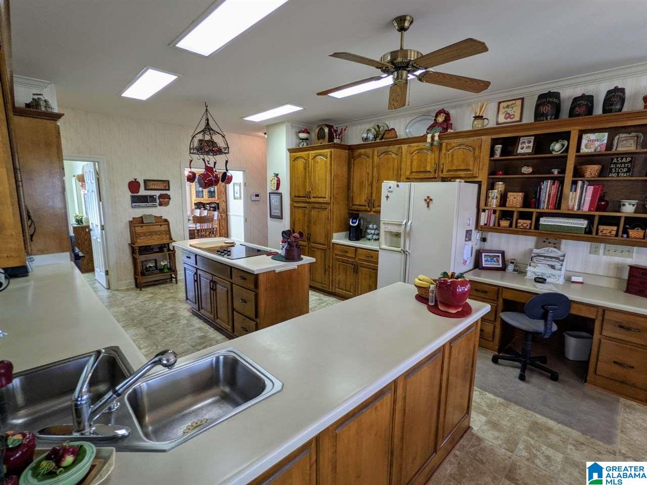 30 Greenbriar Lane Oneonta, AL 35121 - Photo 8 of 23