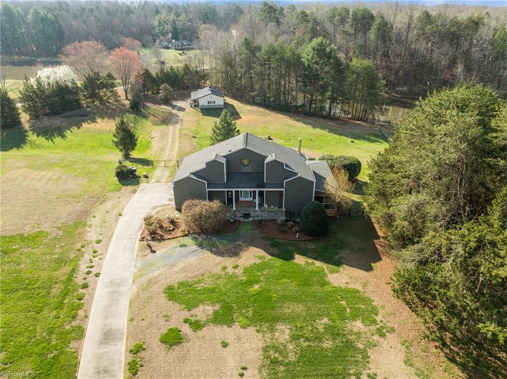 6104 Pintail Court Oak Ridge, NC 27310 - Photo 36 of 48 Gallery Image 36