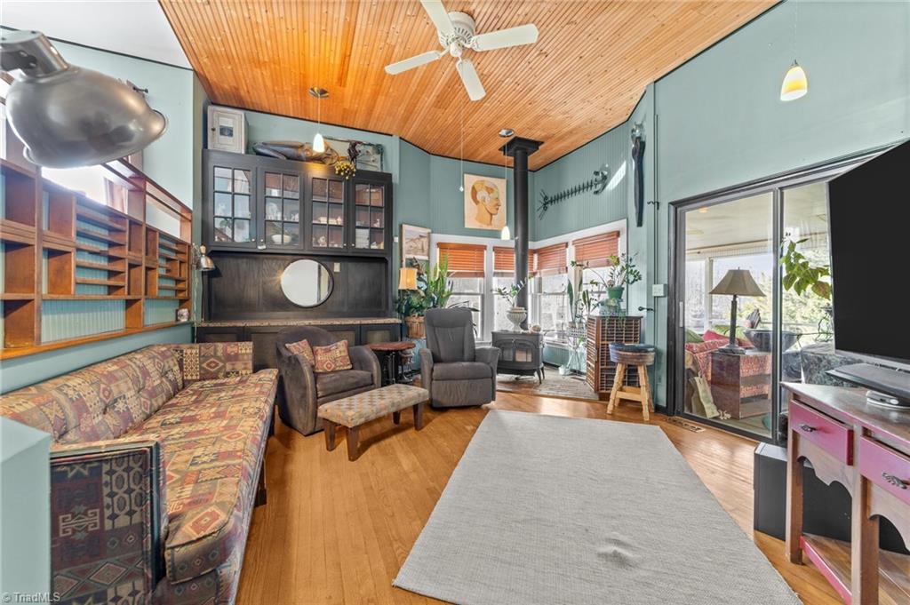 6104 Pintail Court Oak Ridge, NC 27310 - Photo 7 of 48 Gallery Image 7