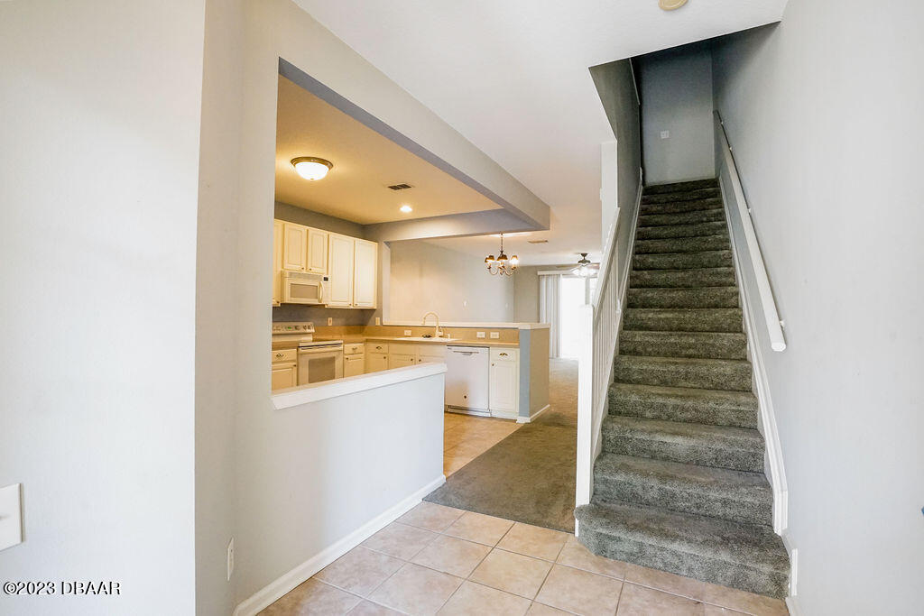 7990 Baymeadows Road, Unit 1306 Jacksonville, FL 32256 - Photo 5 of 36 DSC05862-HDR