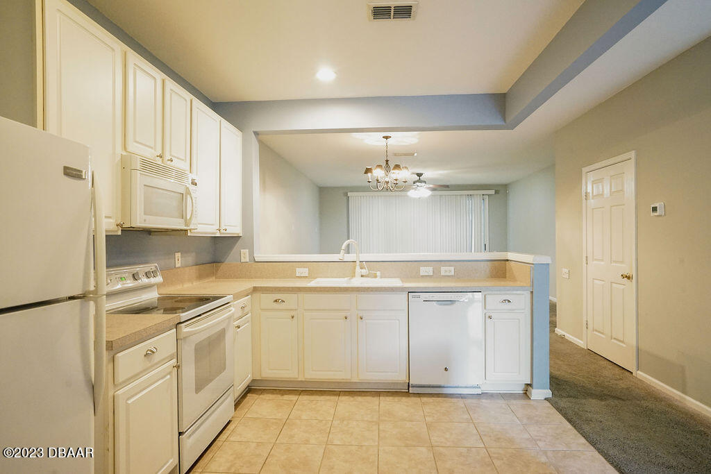 7990 Baymeadows Road, Unit 1306 Jacksonville, FL 32256 - Photo 8 of 36 DSC06074-HDR