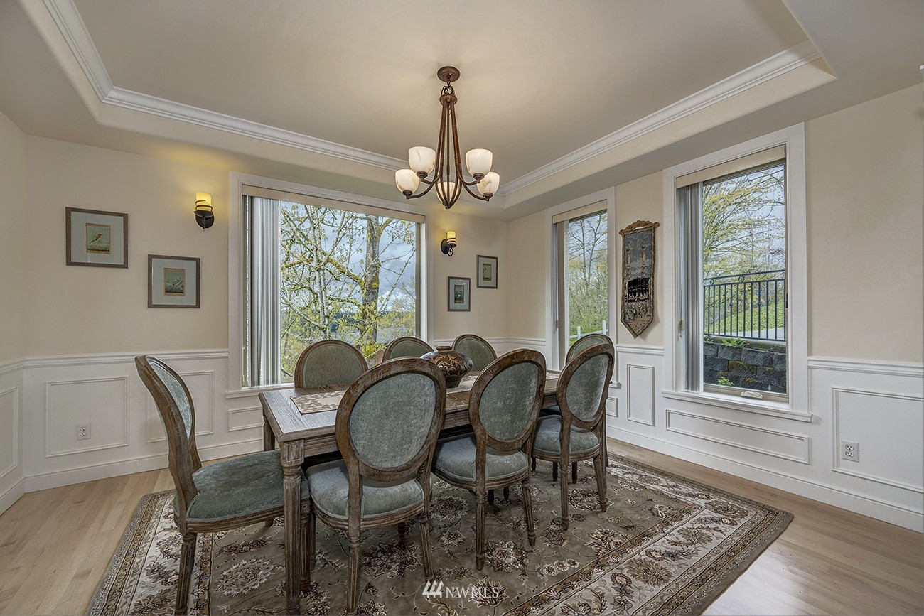 17429 102nd Avenue Northeast Bothell, WA 98011 - Photo 10 of 40 Gallery Image 10