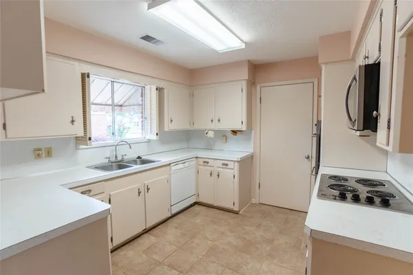 $305,000 | 1313 Lafayette Avenue, Pasadena, TX 77502