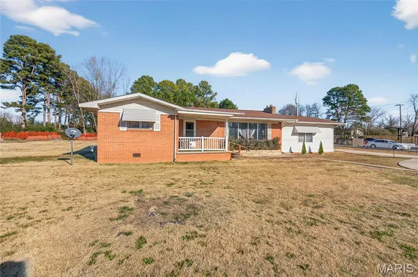 $449,000 | 2911 Oak Grove Road, Poplar Bluff, MO 63901