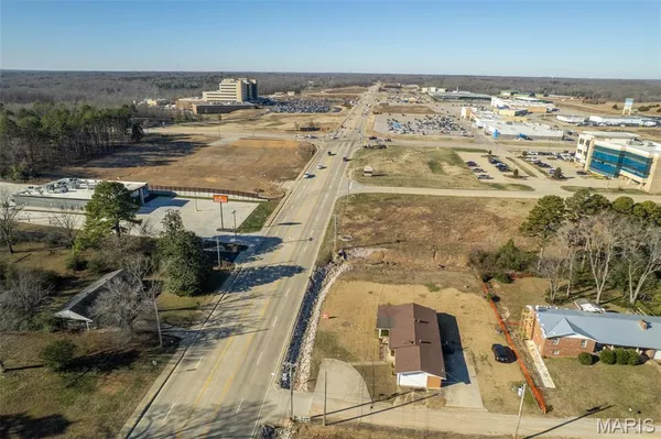 $449,000 | 2911 Oak Grove Road, Poplar Bluff, MO 63901